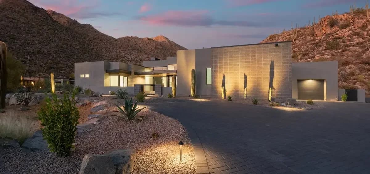 Sanctuary Custom Construction custom luxury new home construction in Tucson, Arizona